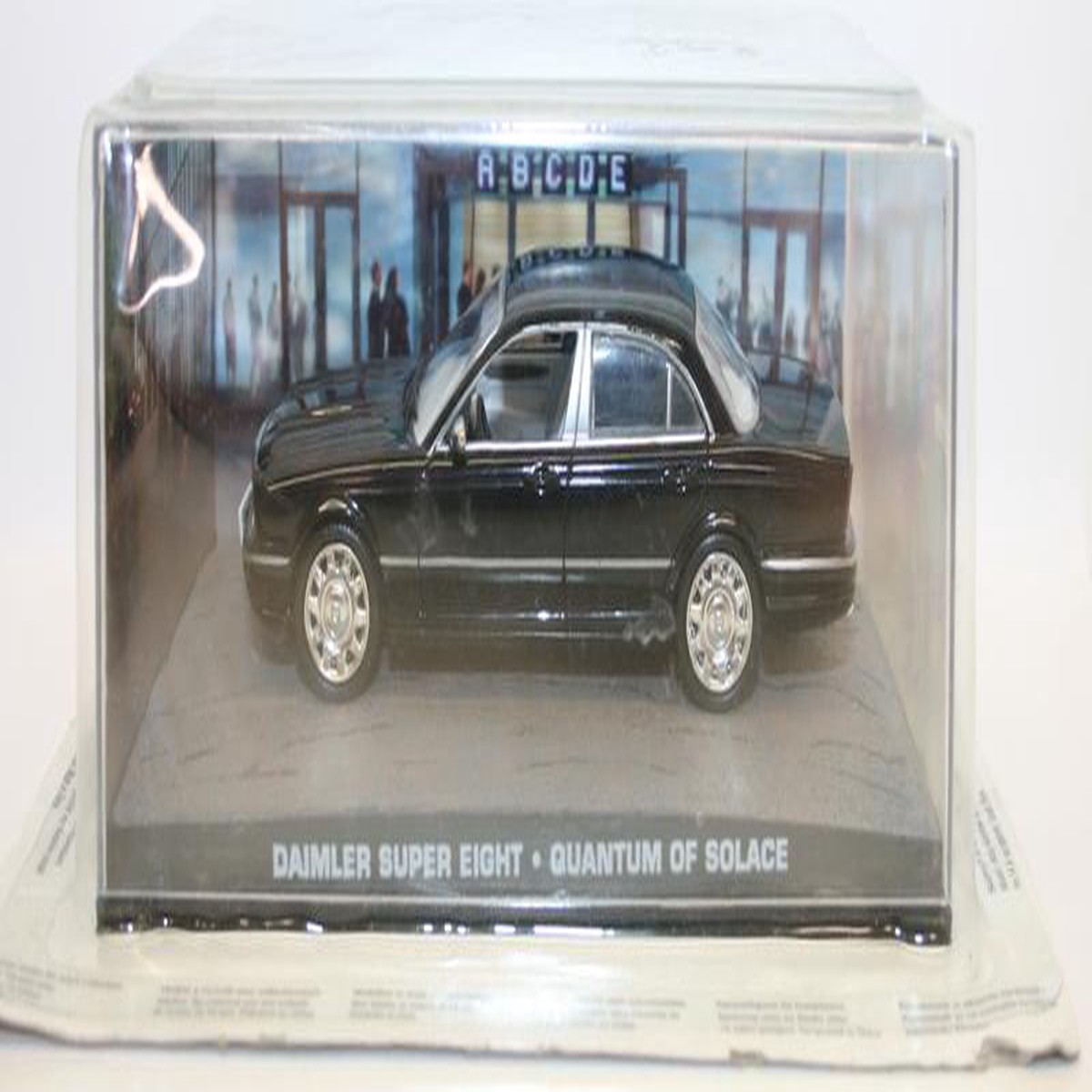 007 Fabbri 1/43 Scale Diecast - Daimler Super Eight - Quantum Of Solace